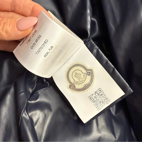 MONCLER Velvet puffer coat Isabelle chenille down jacket - Picture 13 of 16